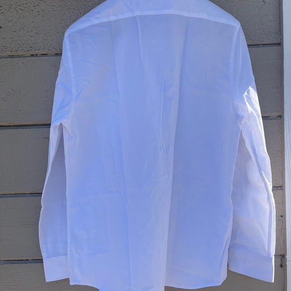 Fashion Nova plain white mens button - Picture 2 of 3